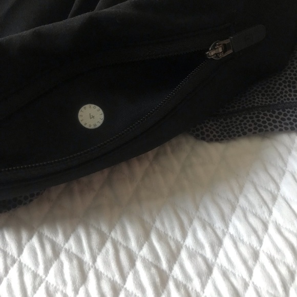 LULULEMON Circuit Breaker Skirt Tall - Picture 7 of 7